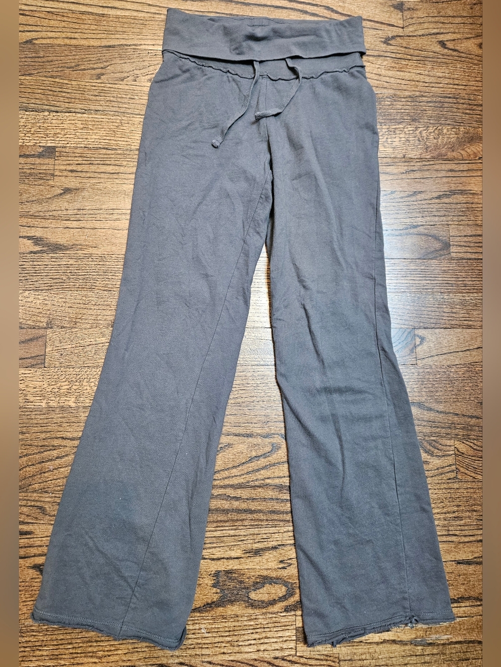 CoEd Sportswear Charcoal Grey Fold-Over Flare Yoga Pants - Size Medium